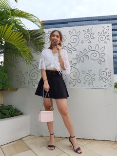 Áo Khoác Lửng Tay Phối Ren