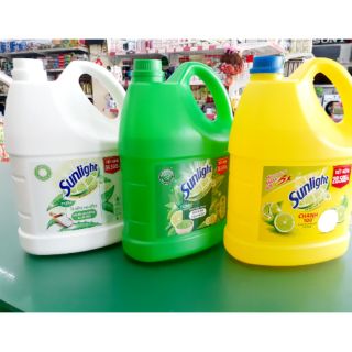 Can nước rửa bát Sunlight 3.8kg và 3.6kg đủ màu