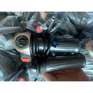 Tay ga xe đạp điện Giant 133S plus báo điện