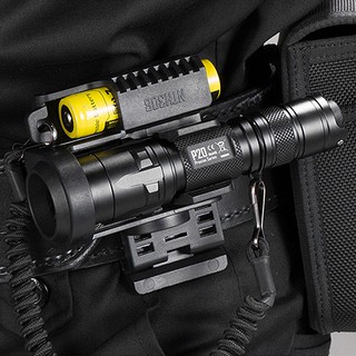 Đèn Pin Nitecore Nth30B Kèm Túi Đựng