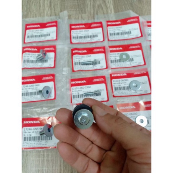 Bộ Ốc Treo Đuôi Sau Xe Dream-Lắp Cho Dream Và Wave Honda Các Loại -đẹp như zin 100%