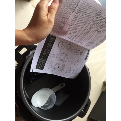 Nồi Áp Suất Jipilai 6 Lít Đa Năng 1000W Nắp Rời Tiện Dụng Và Cao Cấp