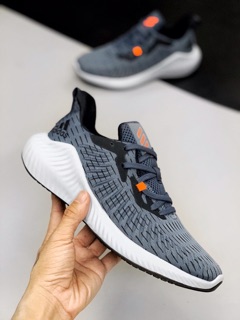 Giày thể thao adidas