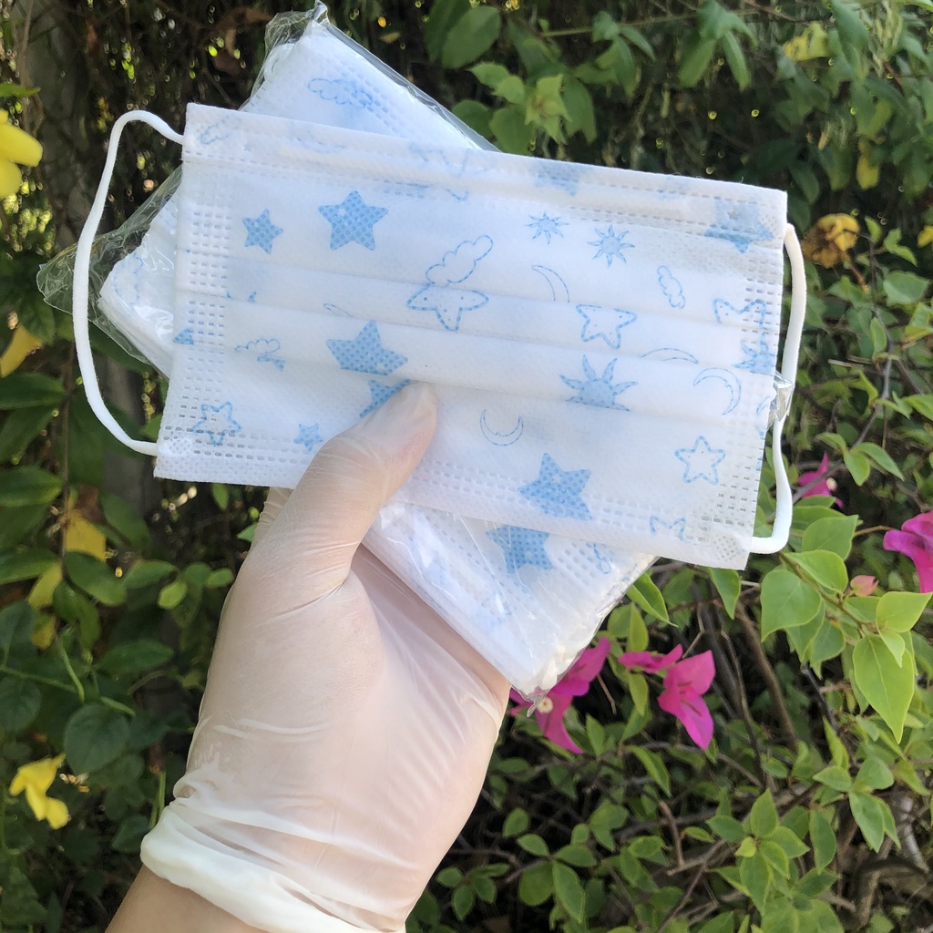 Khẩu Trang Trẻ Em 5 Màu 1 Hộp 50 Chiếc Mềm Mại, Chống Khuẩn, Chống Tia Uv, An Toàn Cho Sức Khoẻ