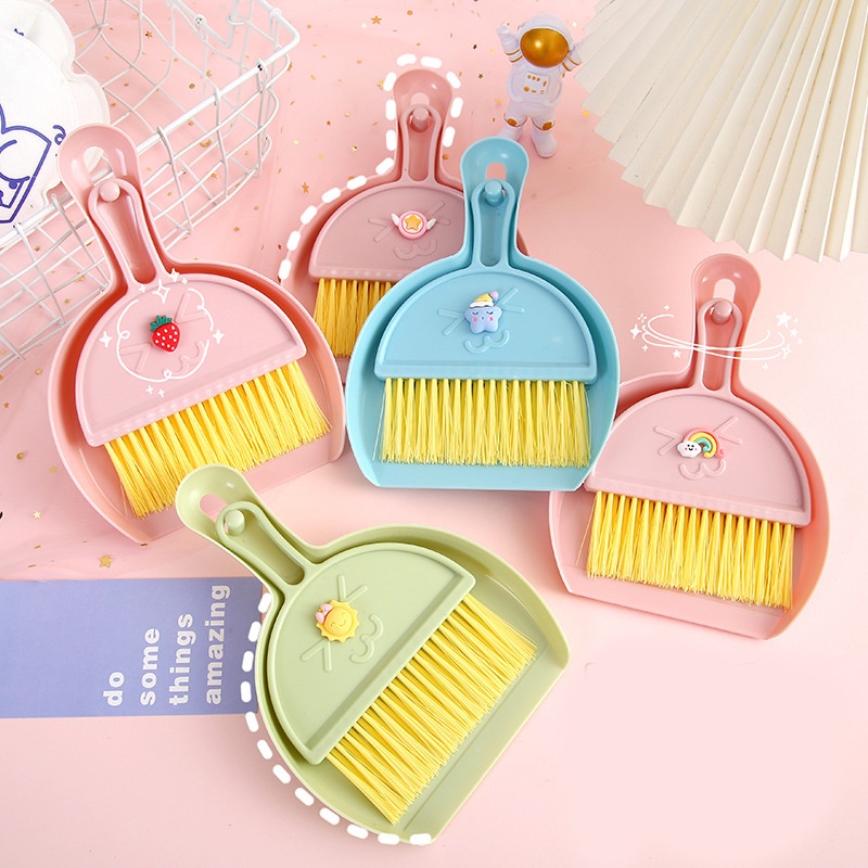 (họa tiết)Bộ chổi và ki hốt rác mini vệ sinh văn phòng họa tiết dễ thương
