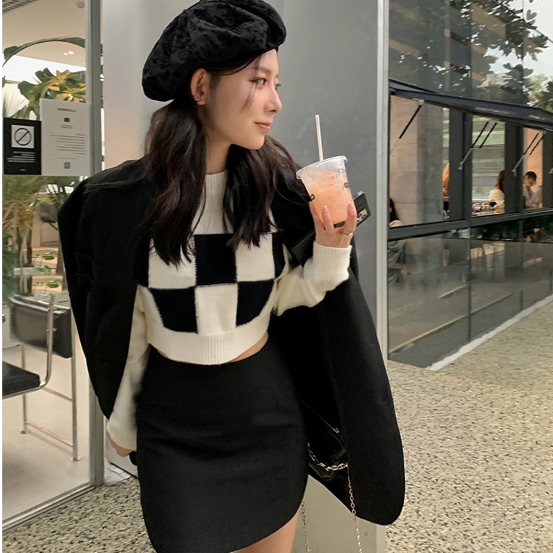 Áo Len Tay Dài Họa Tiết Kẻ Sọc Trắng Đen Thời Trang Mùa Thu Cho Nữ