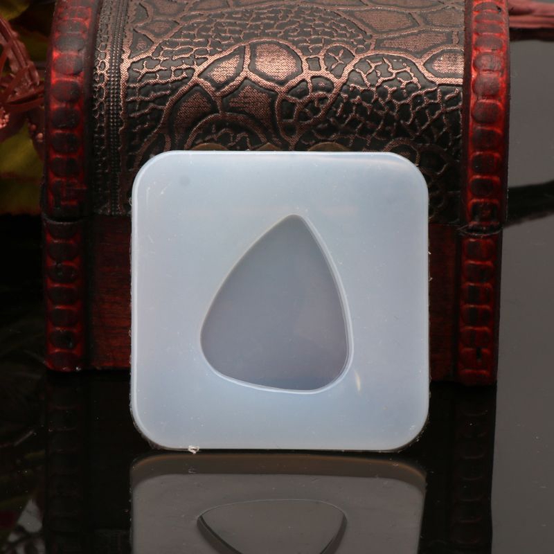 Khuôn Silicone Làm Trang Sức Hình Tam Giác