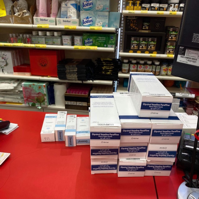 Kem nẻ Glycerol Vaseline
