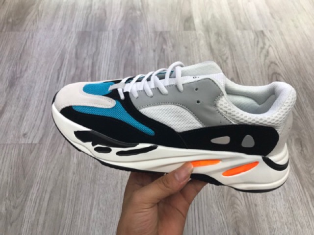 Giày Yz 700 xanh và trắng phản quang | BigBuy360 - bigbuy360.vn