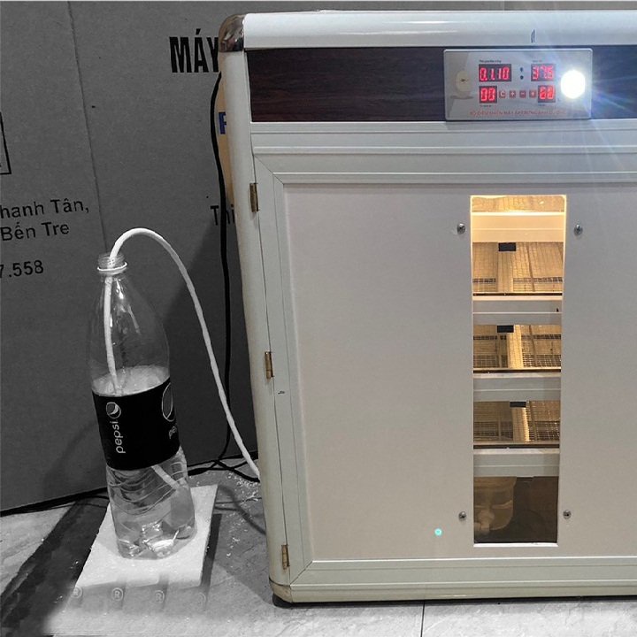 Máy Ấp Trứng Nam An F50 - công suât 54 quả - Tặng máy phun sương tự động tự hút nước ngoài