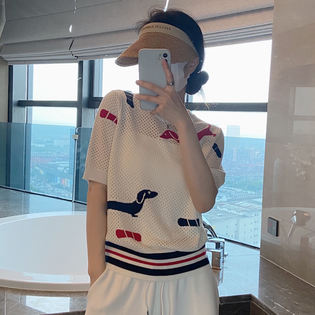 Áo kiểu dệt kim khoét lỗ tay ngắn Thom Browne màu tương phản phong cách Châu Âu 2022 xuân hè trẻ trung dành cho nữ 7JTK