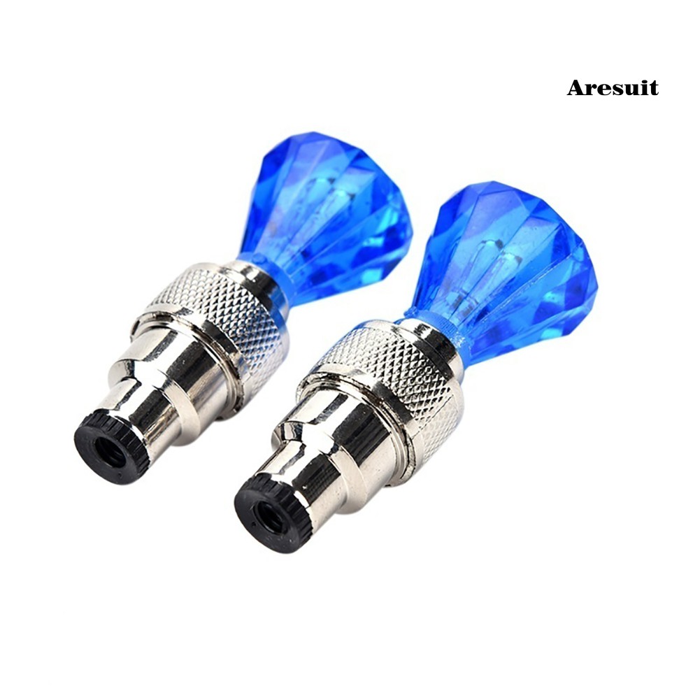 2 Nắp Van Bánh Xe Đạp / Xe Máy / Ô Tô Hình Viên Kim Cương Có Đèn led