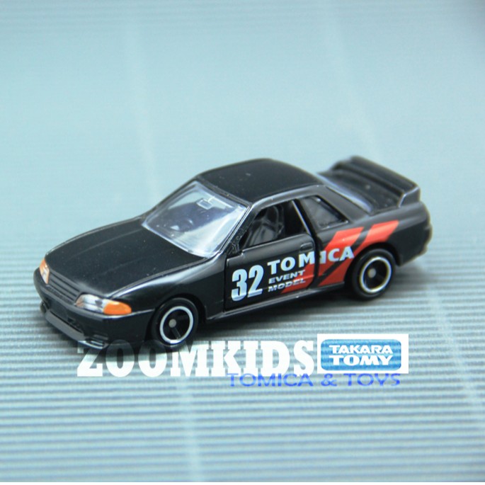 Xe mô hình Tomica Nissan 32