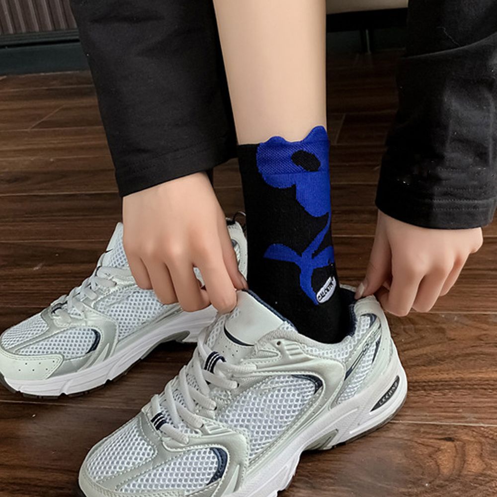 Vớ cotton cổ cao thêu hoa dễ thương nhiều màu sắc phong cách đường phố Hàn Quốc cho nữ