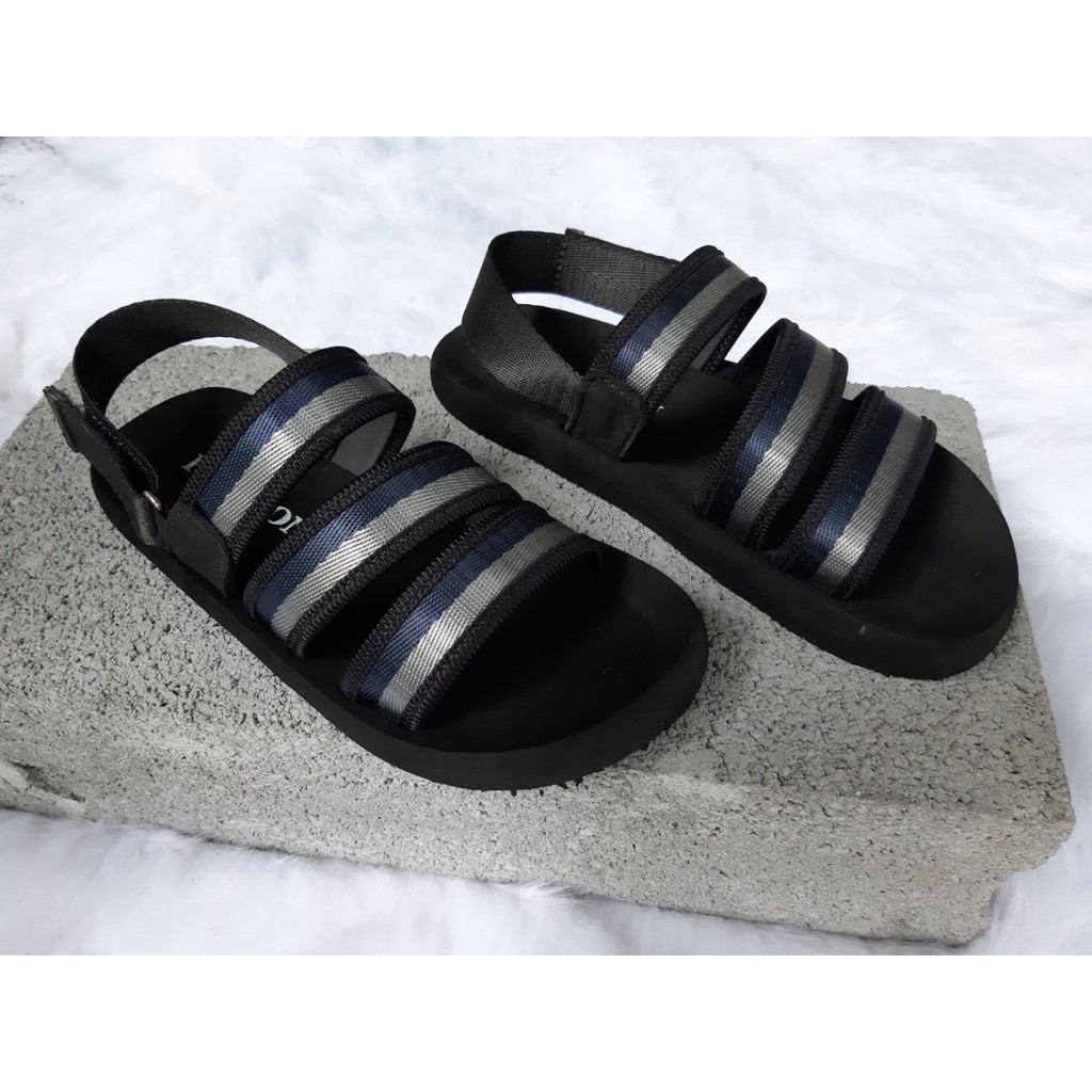 Giày sandal học sinh ba quai chắc chắn