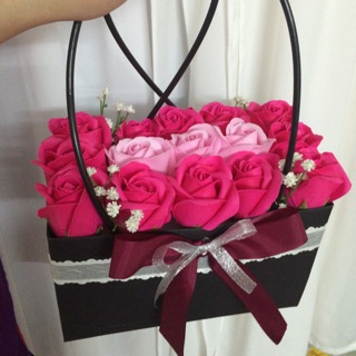 giỏ hoa sáp 15 bông