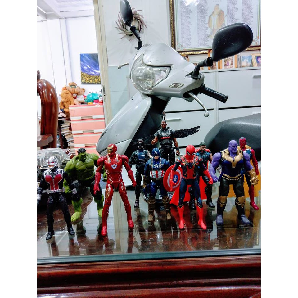 [Xã hàng] nguyên set 10 siêu anh hùng Avengers