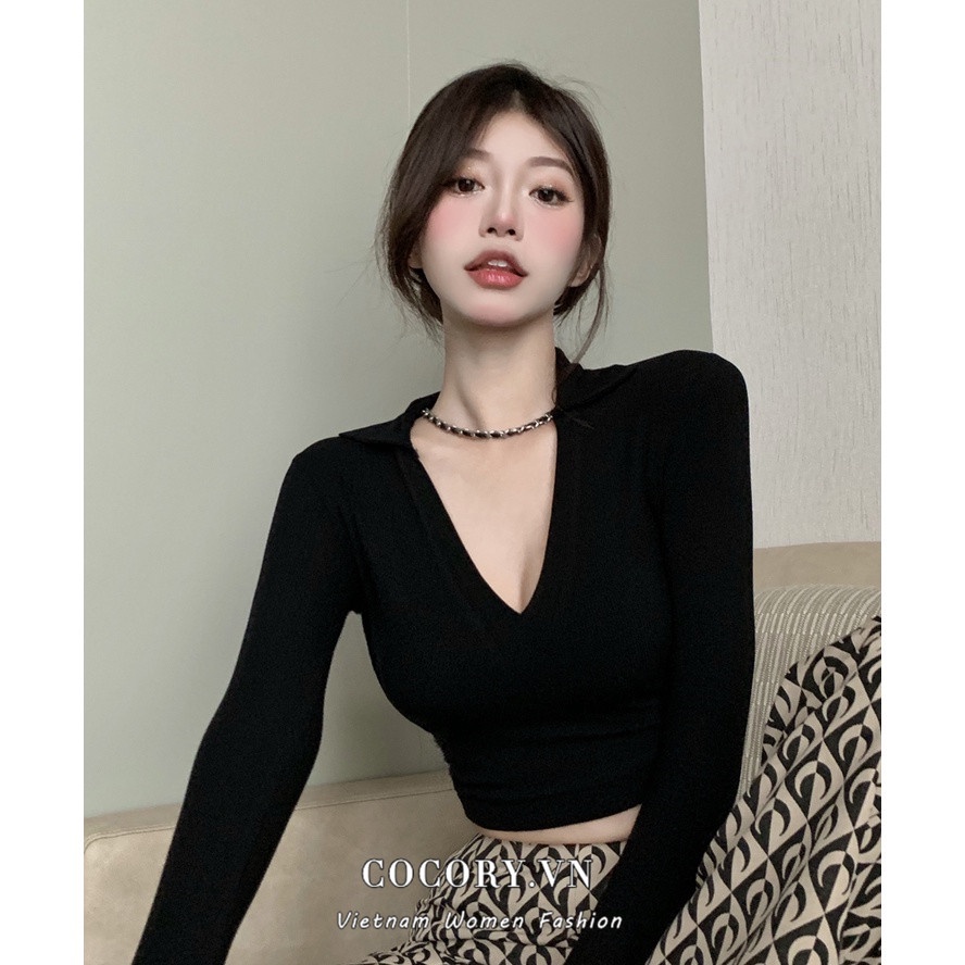 Áo crop top cổ chữ V màu đen gợi cảm thời trang cho nữ | BigBuy360 - bigbuy360.vn