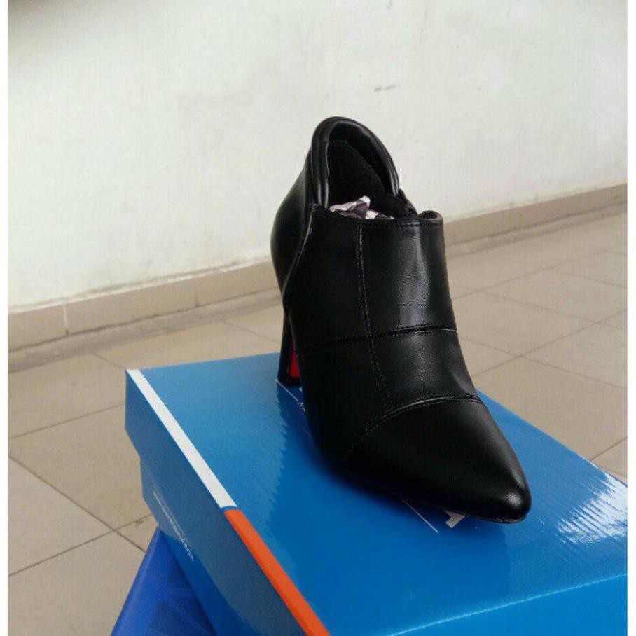 Giày boot nữ cổ thấp đế cao 7cm màu đen hàng hiệu rosata ro27 -h91