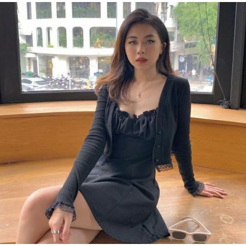 [Mã FAMAYWA giảm 10K đơn 50K] Áo croptop nữ tay dài phối ren thời trang | BigBuy360 - bigbuy360.vn