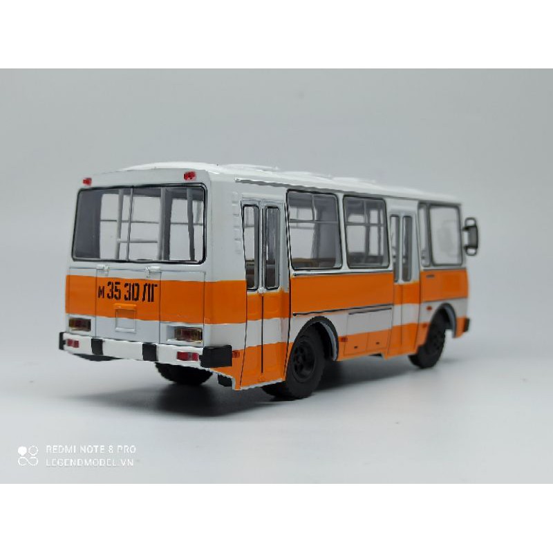 Mô hình xe Paz3205