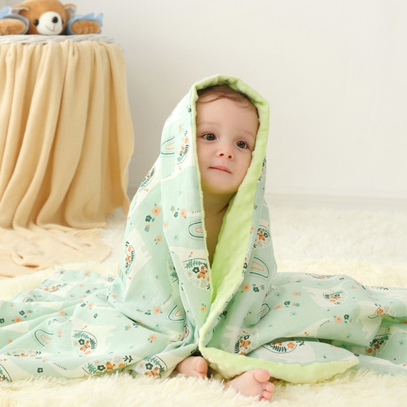 Chăn Hai Lớp Họa Tiết Chấm Bi In Hình Thú Dễ Thương Cho Bé