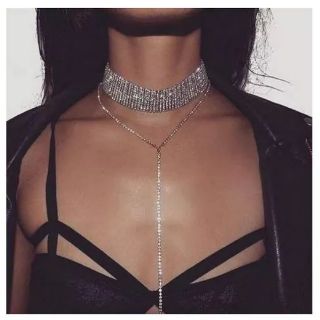 Chocker cổ đính đá cực sexy