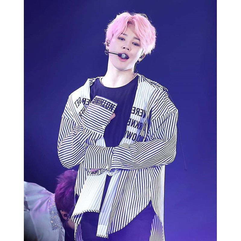ẢNH THẬT ÁO SƠ MI KẺ SỌC JIMIN BTS