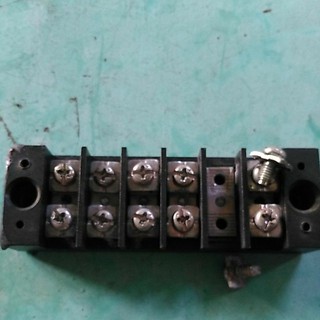 cầu đấu điện (domino)
