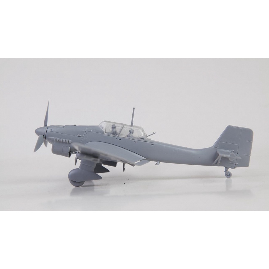 Mô hình quân sự Máy bay ném bom bổ nhào Junkers Ju-87 B2 1/72 Zvezda