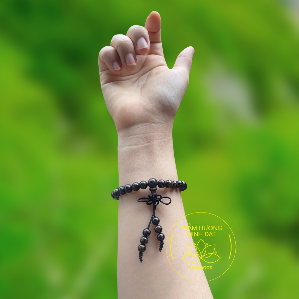 Vòng tay trầm hương phong thủy - Trầm hương sánh chìm -Thương hiệu Trầm Hương Minh Đạt