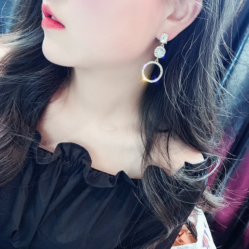 Khuyên tai nữ thiết kế sang trọng hạt đá mẫu 01 thiết kế thời trang Hàn Quốc