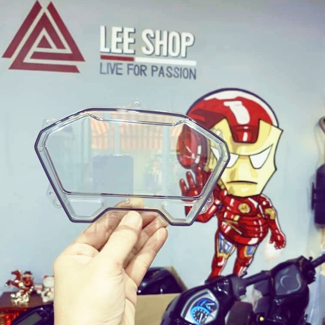 Mica mặt đồng hồ vario - click 2018