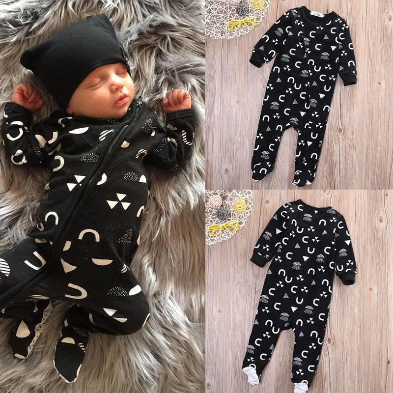 Áo liền quần giữ ấm khi ngủ dành cho bé trai và bé gái