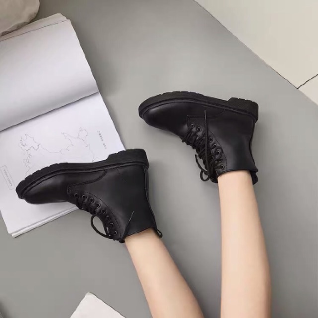 Giày boots Martin ulzzang cổ ngắn da lì đế thấp