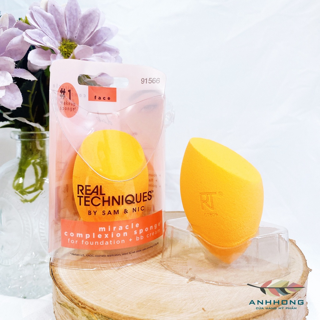 Mút Tán Kem Nền Real Techniques Miracle Complexion Sponge