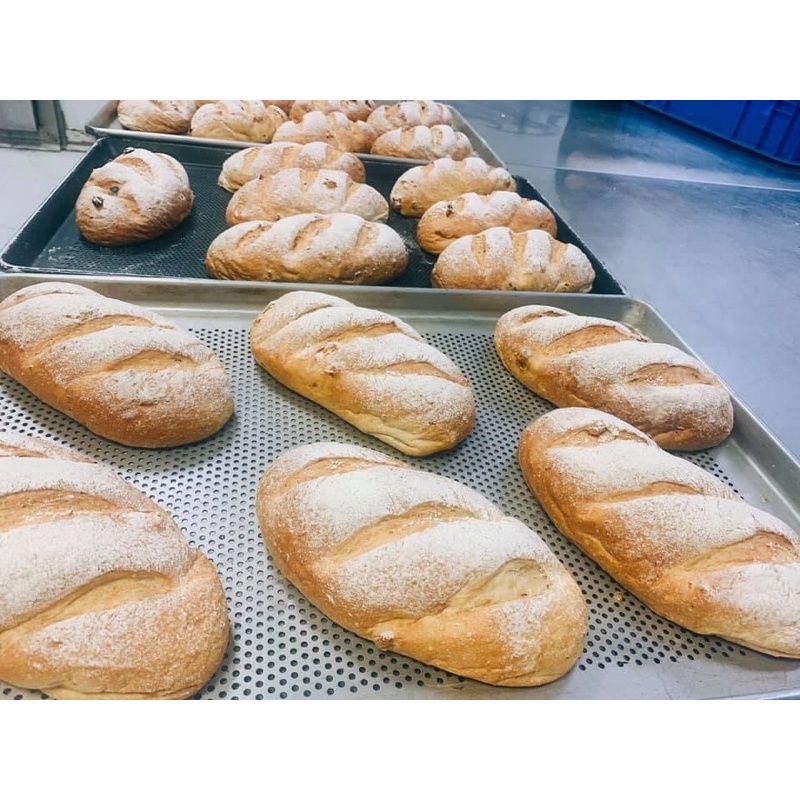 Bánh mì nguyên cám mix hạt ADELA BAKERY