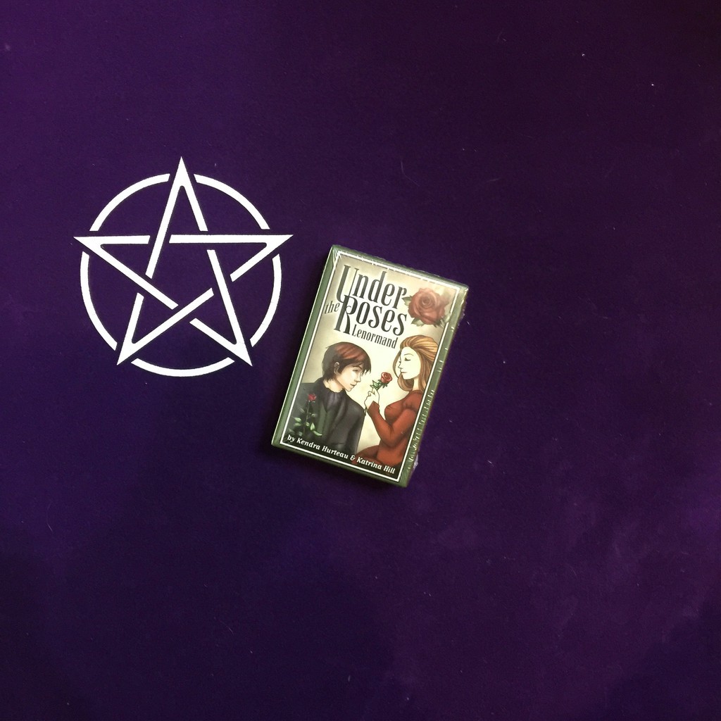 [Mã LIFEXANH03 giảm 10% đơn 500K] [Mã LIFE0503TOYS giảm 10% đơn 0Đ] Bộ Tarot Under Roses Lenormand M15 Bài Bói New