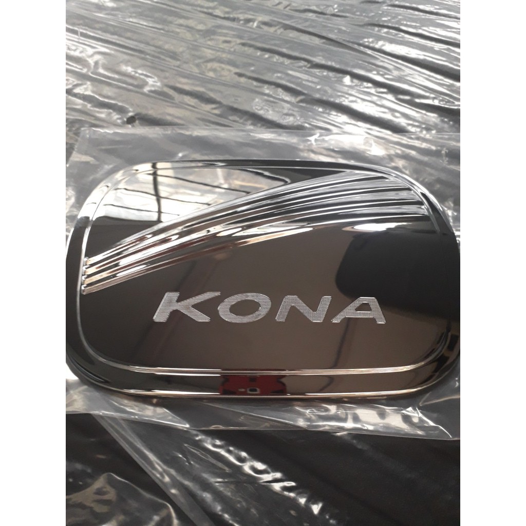 Ốp nắp bình xăng mạ crom xe Hyundai Kona 2018-2021
