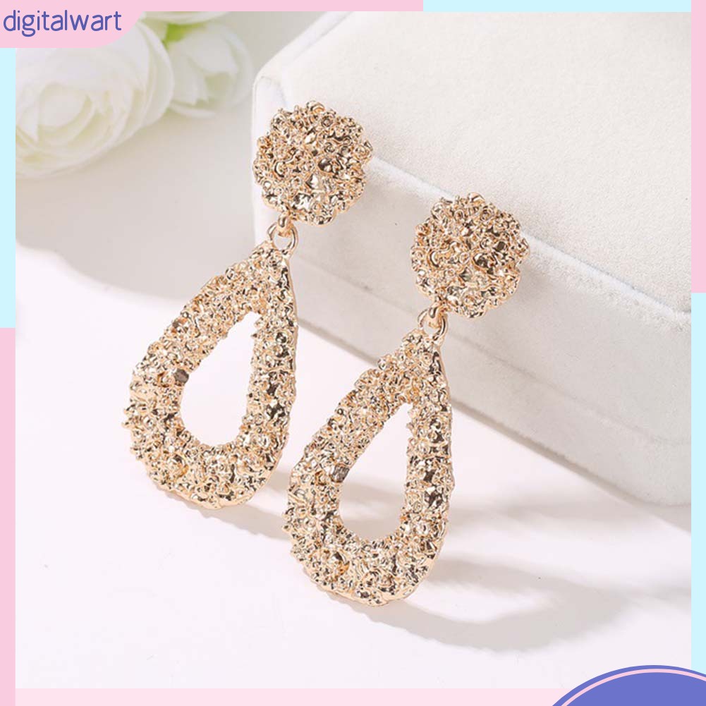 Đôi Khuyên Tai Thiết Kế Hình Giọt Nước Đính Đá Quý Nhân Tạo Lấp Lánh Sang Trọng Cá Tính Dành Cho Nữ