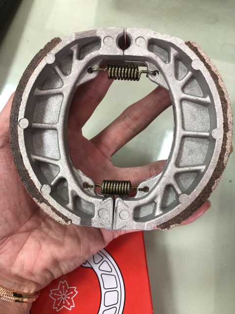 Bố Thắng - Má Phanh đùm xe máy sakura dream wave