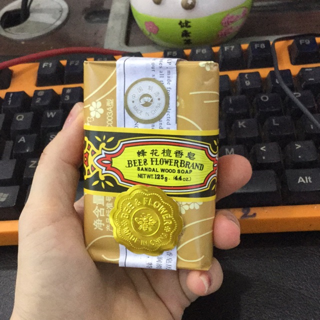 Xà bông trầm con ong bee 125g