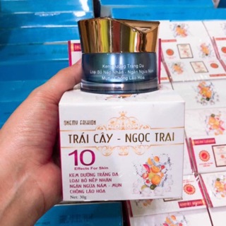 Kem Onemy chiếc xuất từ Trái cây Ngọc trai