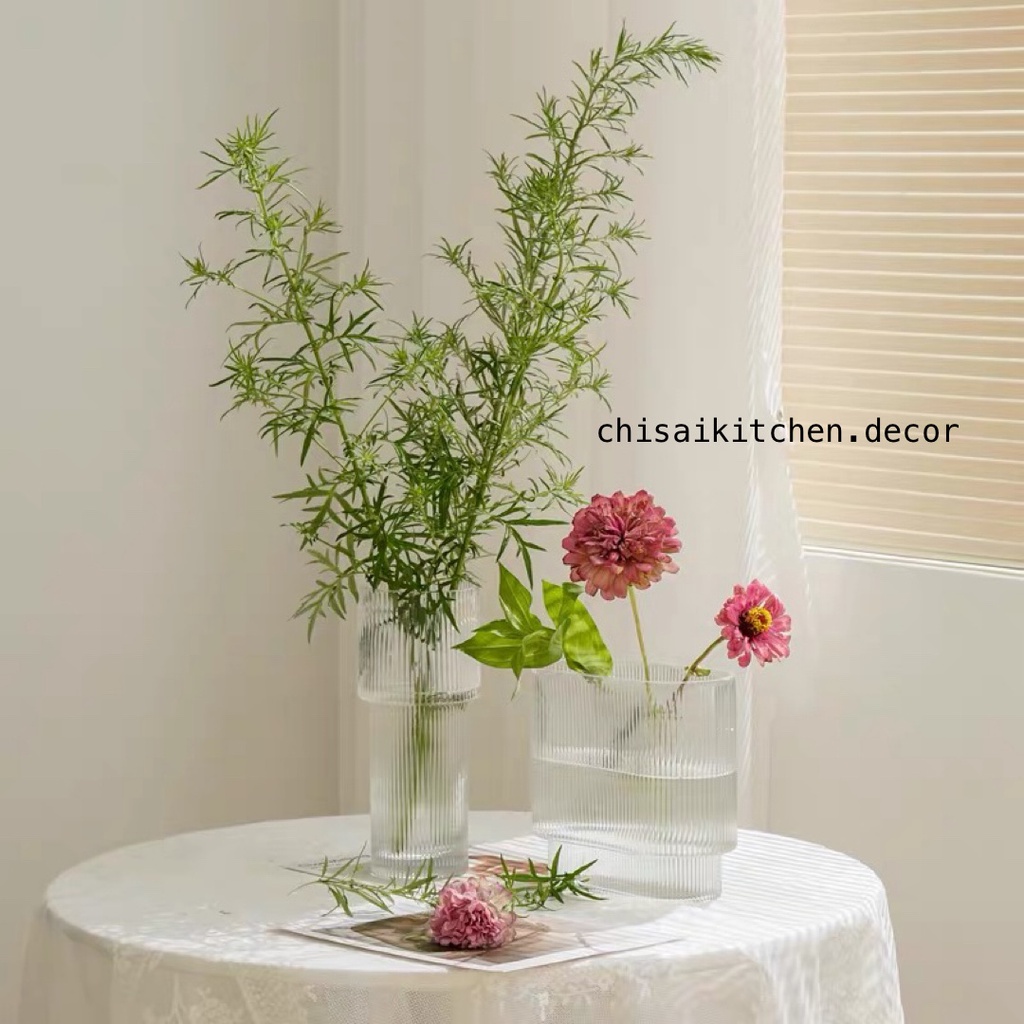 Bình hoa thủy tinh sọc phong cách Minimalist, Bình hoa trang trí phong cách tối giản