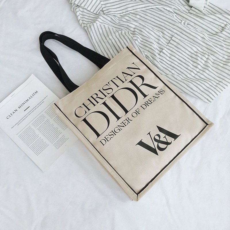 Túi tote bằng vải canvas với họa tiết in chữ London &amp; a museum