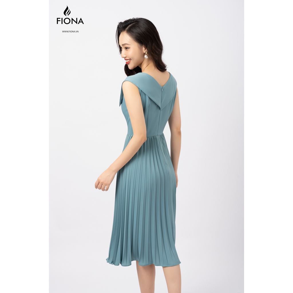 Đầm xòe tùng váy dập ly lá cổ bẻ chờm vai FIONA F451036