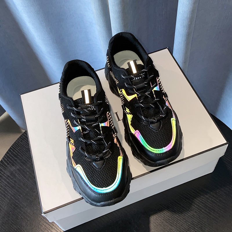 Giày Thể Thao Nữ giayBOM Đế Cao 4 cm Thiết Kế Phản Quang B1084 | BigBuy360 - bigbuy360.vn