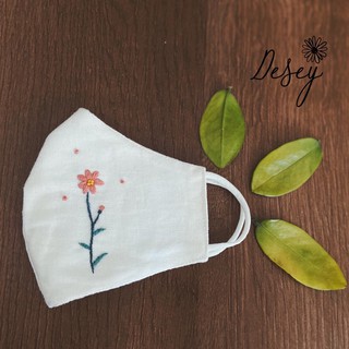 Khẩu trang linen thêu tay