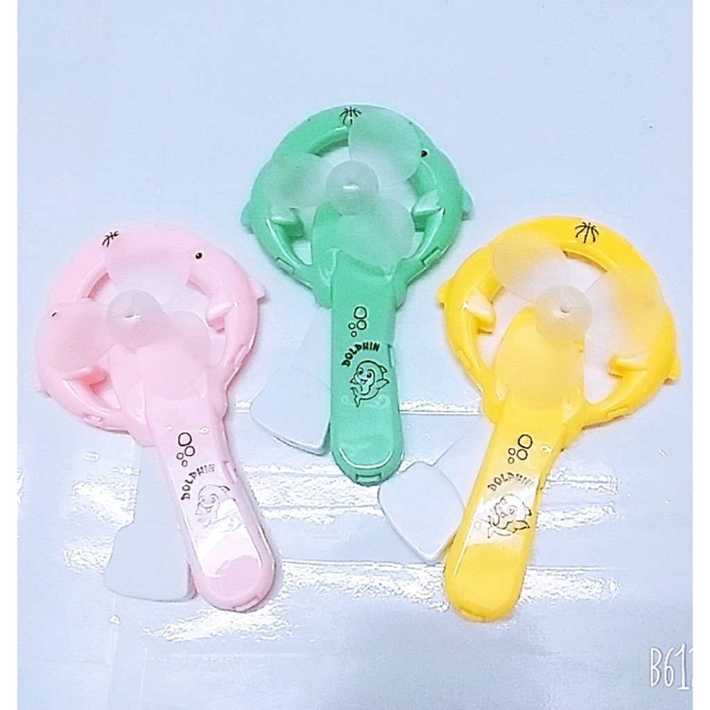 Quạt mini cầm tay (Ngẫu Nhiên)