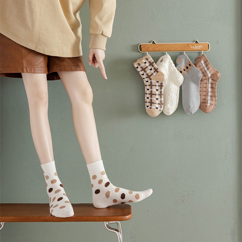 Vớ cotton thoáng khí in họa tiết gấu hoạt hình dễ thương phong cách Hàn Quốc thời trang thu đông